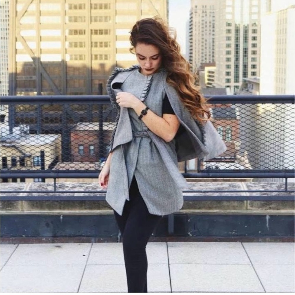 Banana Republic x Olivia Palermo cape. NWT, XS.